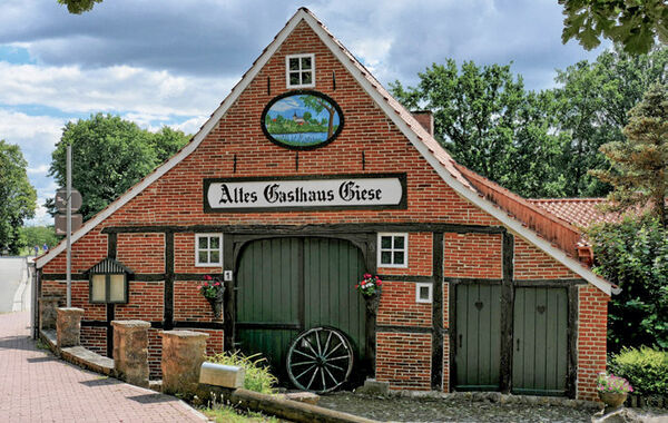 2608_giese.jpg